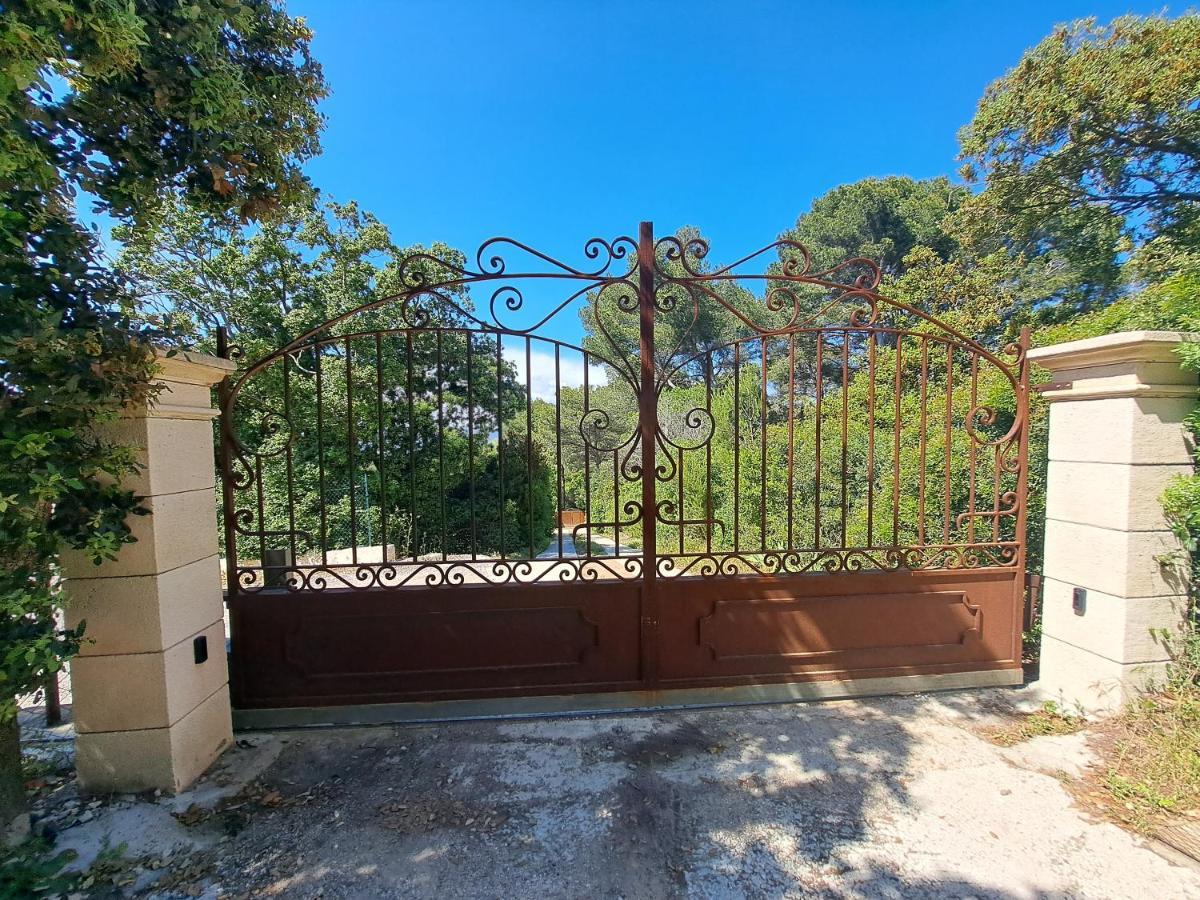 Rez De Jardin Villa Presqu'Ile De Giens 耶尔 外观 照片